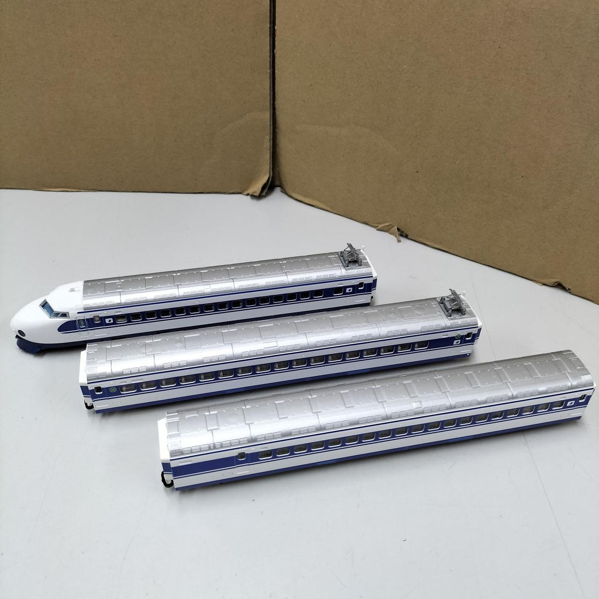 Tomix 7000 Series Sanyo Shinkansen West Hikari 6-Car Set