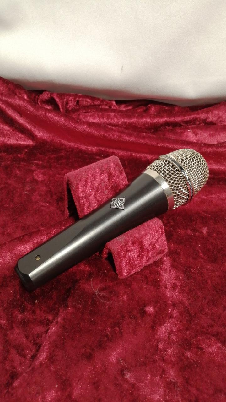 TELEFUNKEN Dynamic Microphone M80