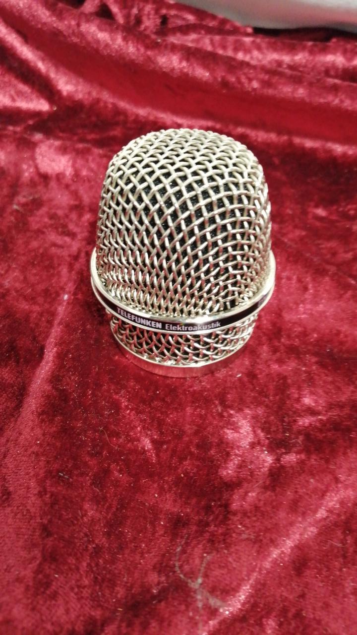 TELEFUNKEN Dynamic Microphone M80