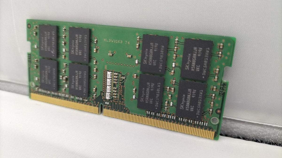 SK HYNIX DDR4 Memory HMA82GS6JJR8N-VK