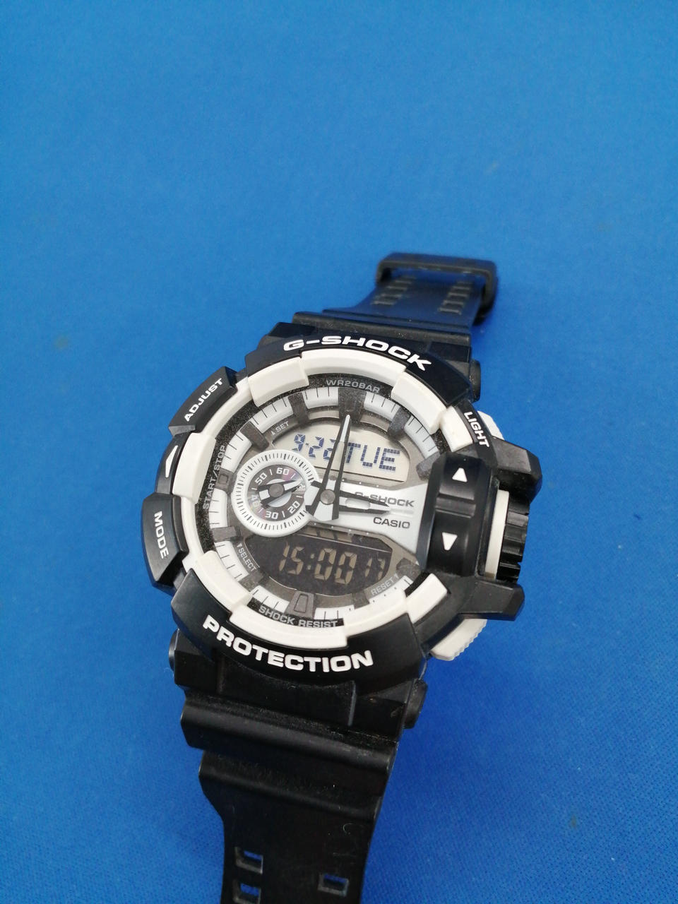 SEIKO G-SHOCK GA-400