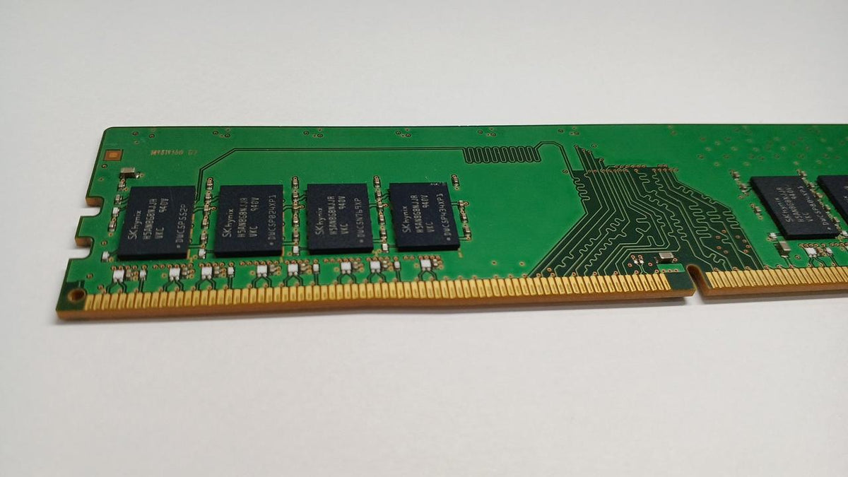 SK HYNIX Memory HMA81GU6JJR8N