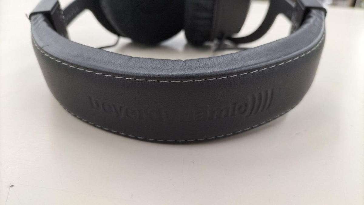 BEYERDDYNAMIC Monitor headphones DT1990 PRO