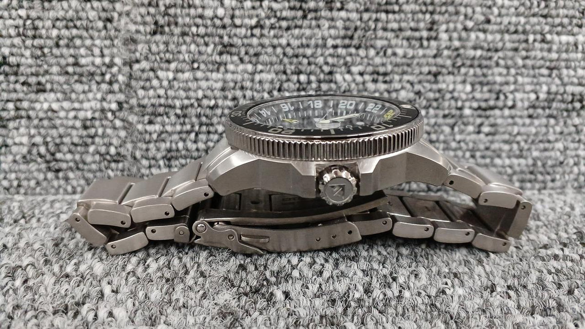 CITIZEN Quartz Analog Wristwatch B877-R011791