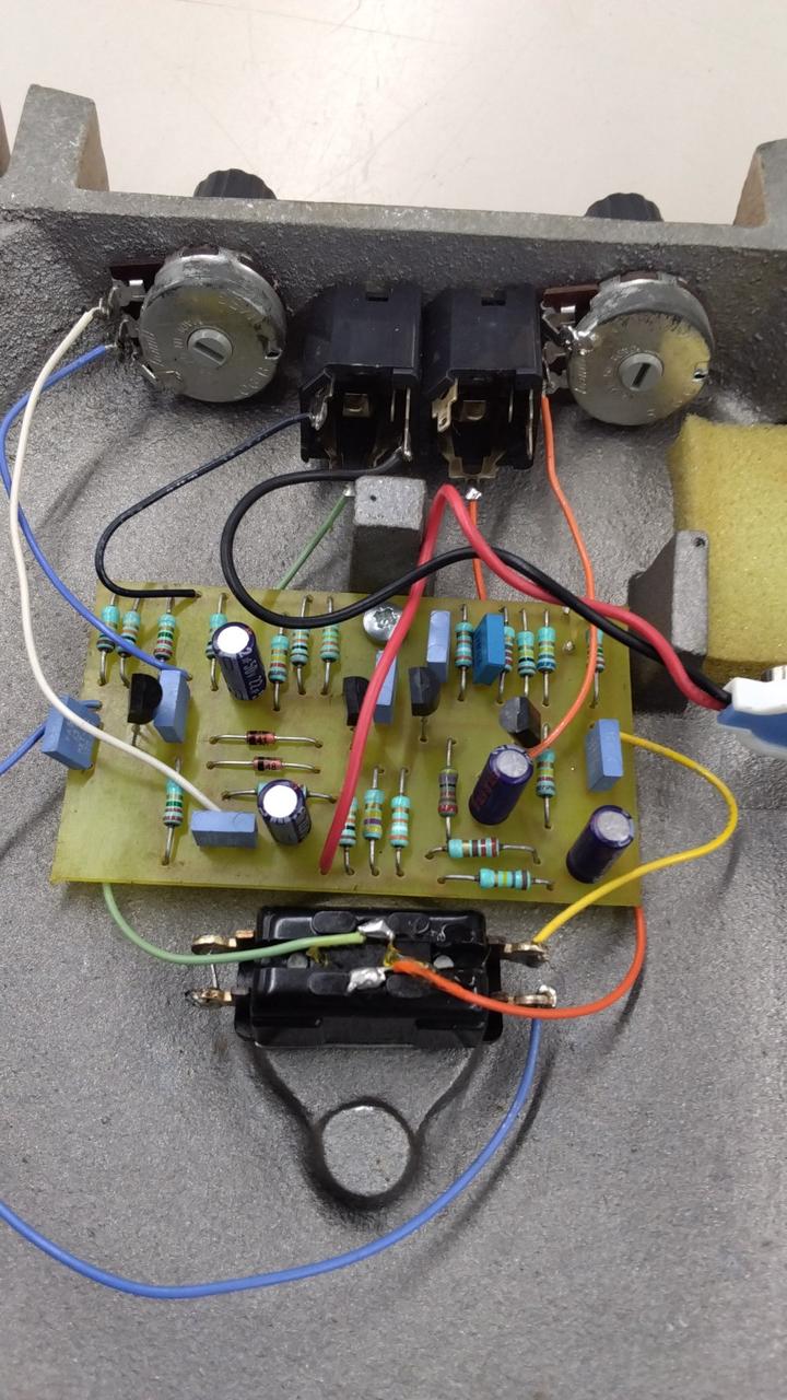 ROGER MAYER Distortion Effects ROCKET FX OCTAVIA