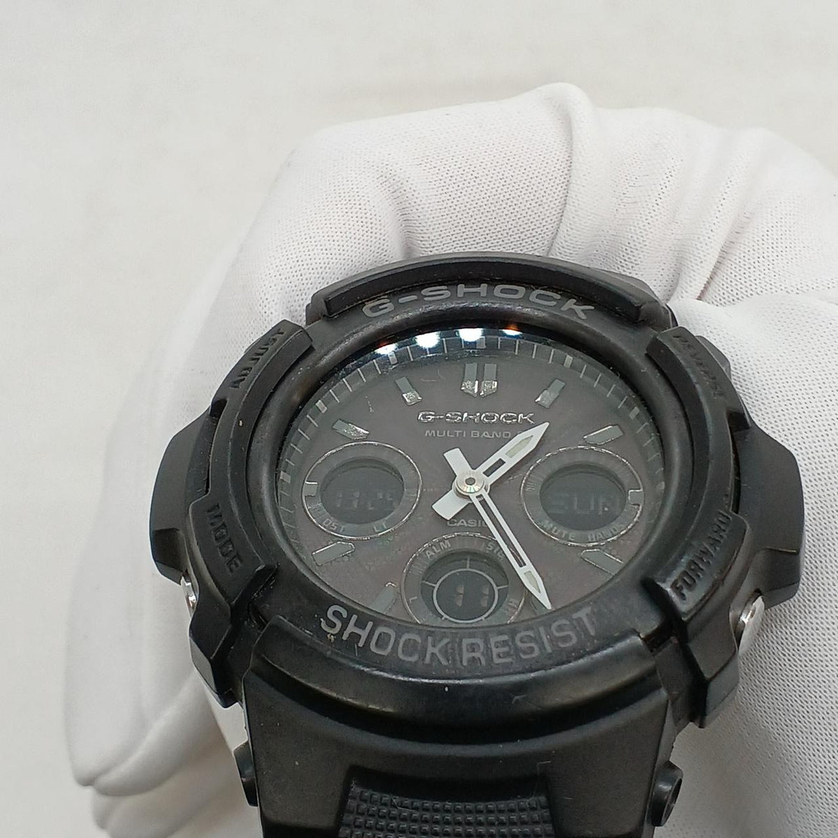 CASIO G-SHOCK Solar Radio (Overseas Model) AWG-M100B