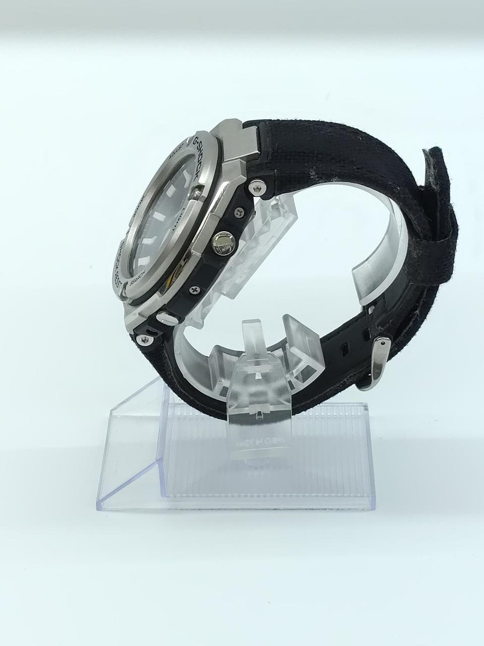 CASIO G-SHOCK GST-W330C