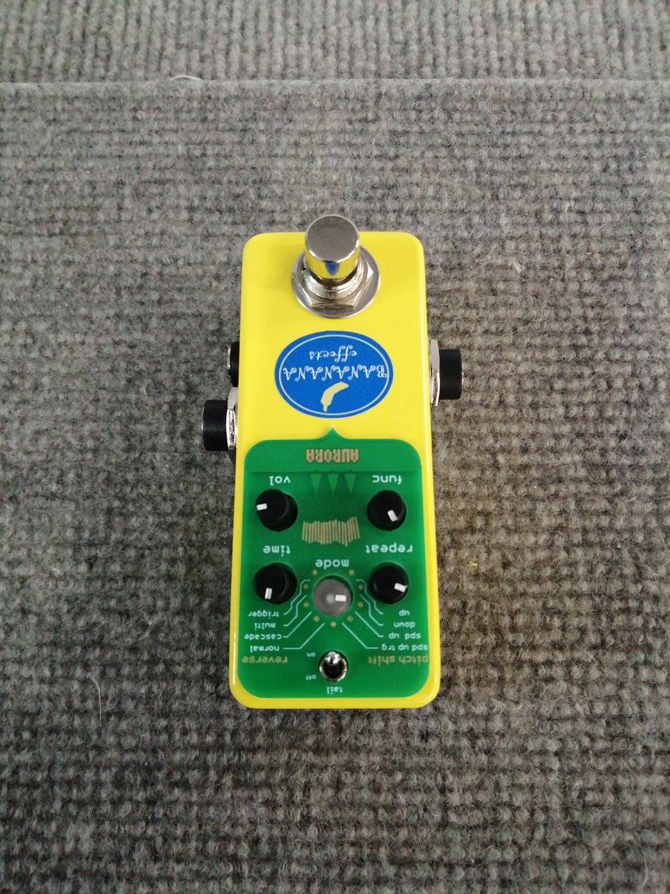 BANANANA EFFECTS Effects Delay AURORA