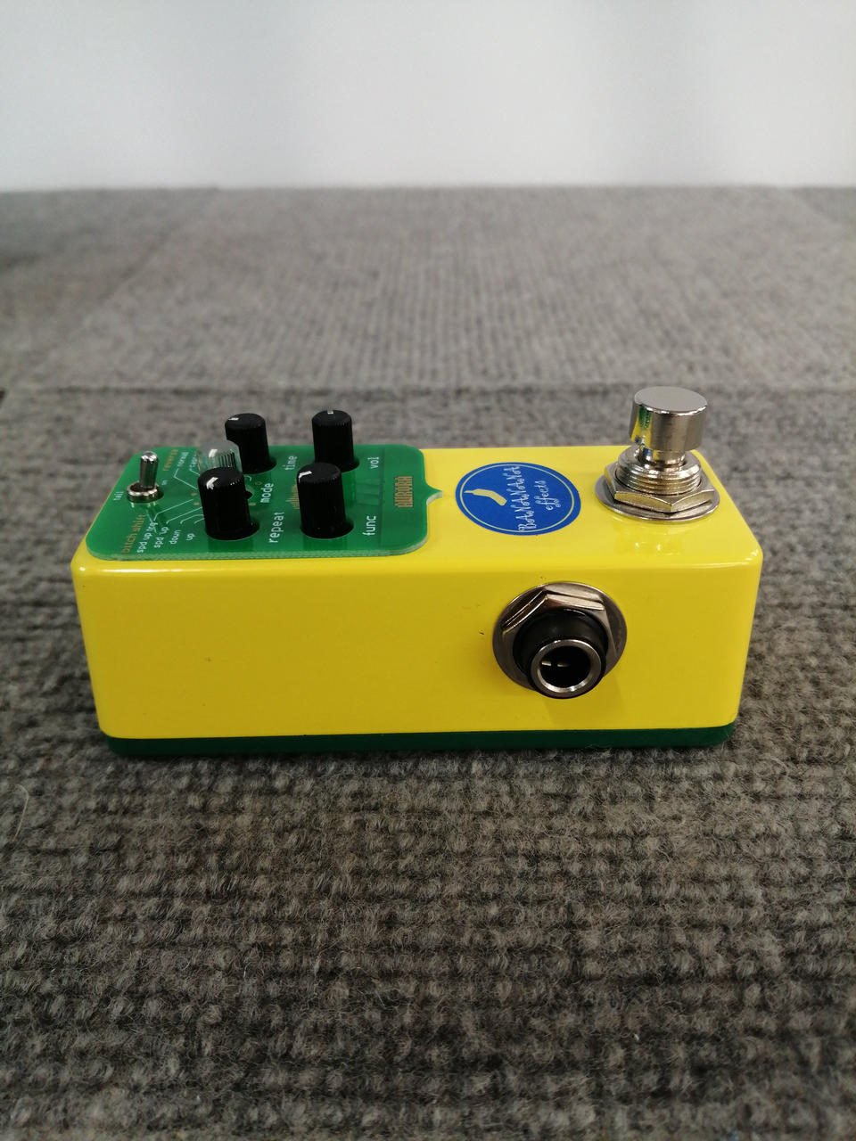BANANANA EFFECTS Effects Delay AURORA