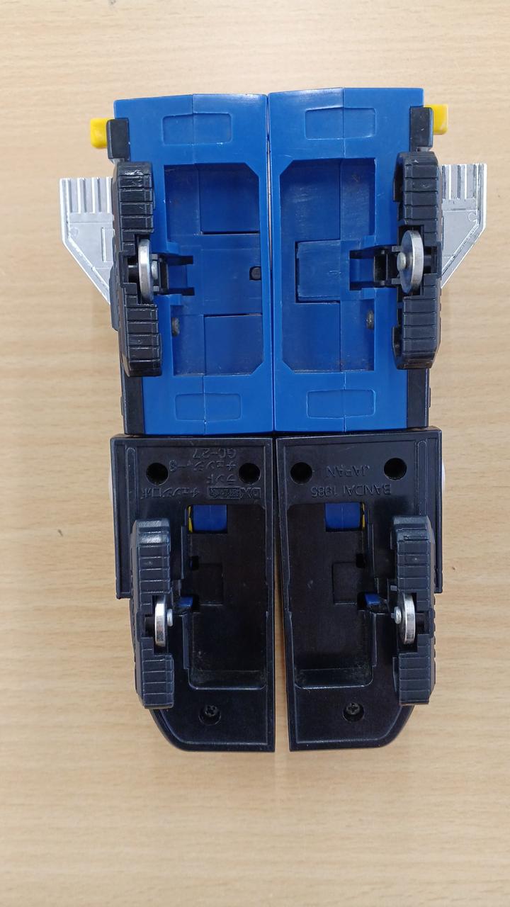 Dengeki Sentai Changeman Chogokin Change Robo DX GC-28