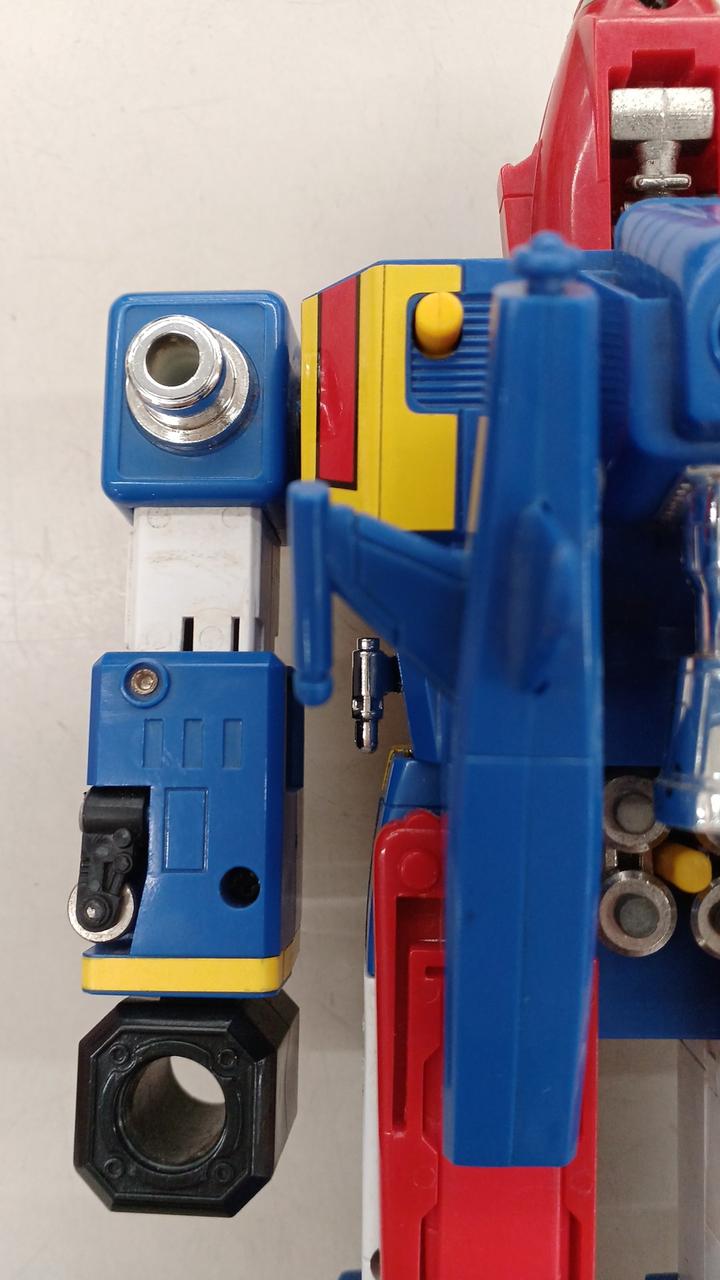 Dengeki Sentai Changeman Chogokin Change Robo DX GC-28