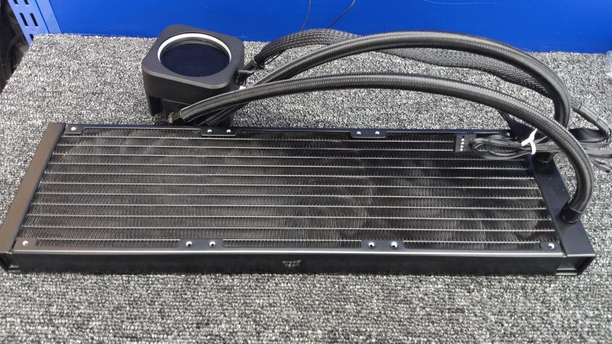 CORSAIR Water Cooling Parts H150I ELITE LCD