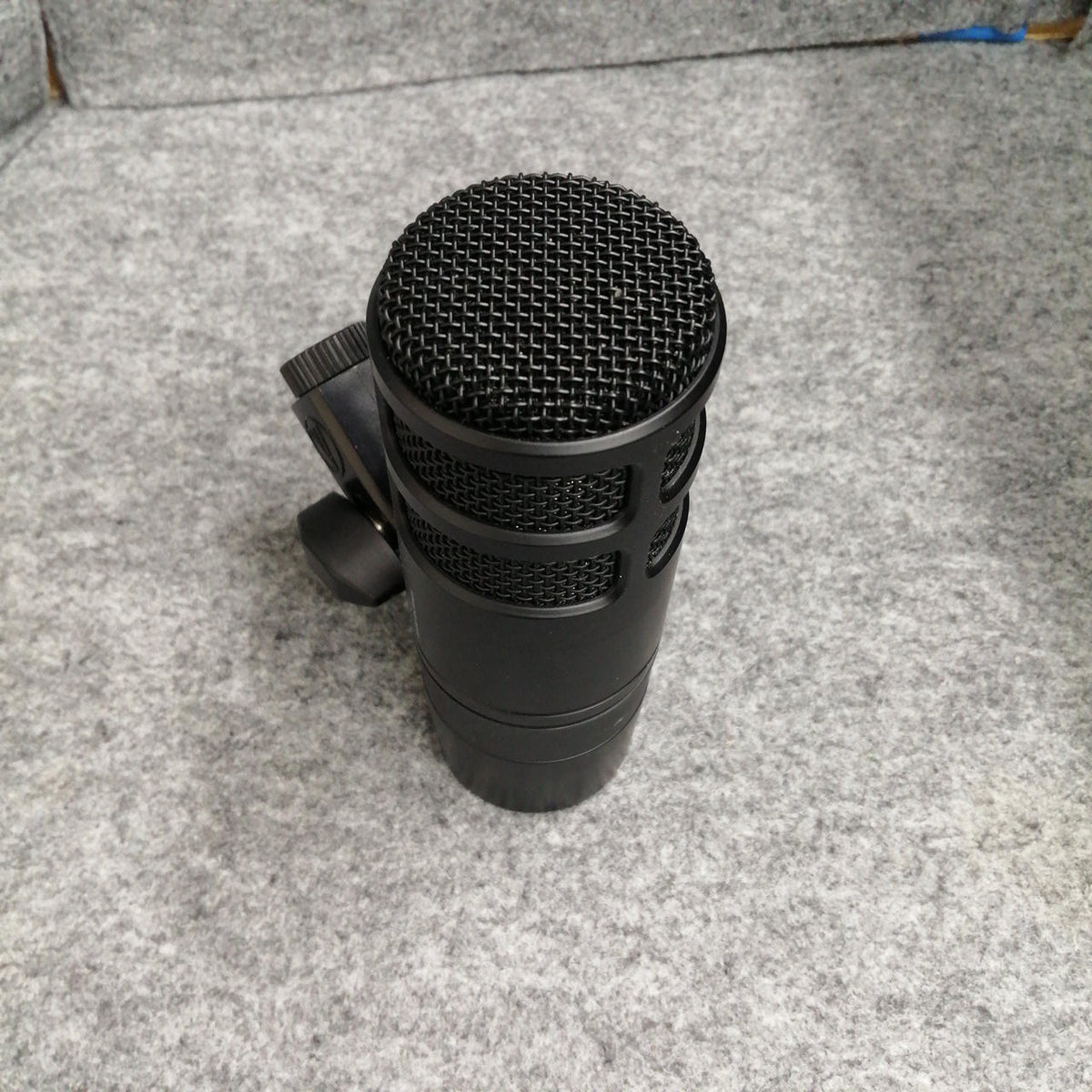 AUDIO-TECHNICA Dynamic Microphone AT2040