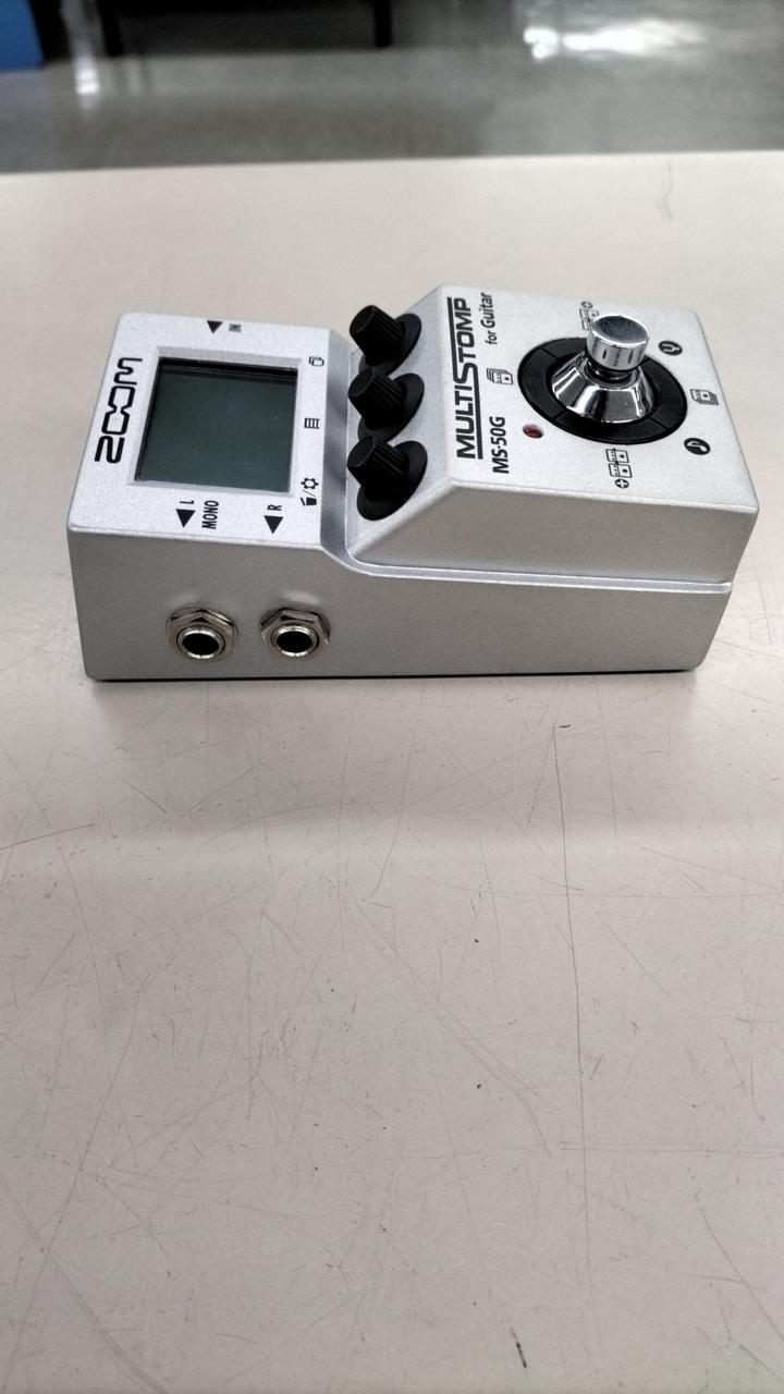ZOOM Multi-Effects Pedal MS-50G