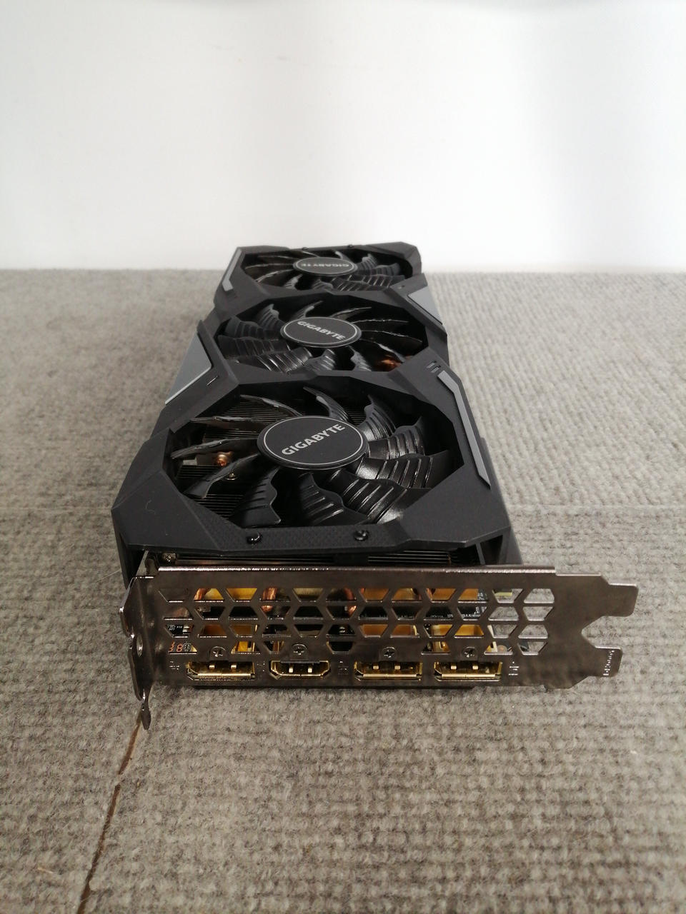 GIGABYTE Graphics Board RTX2070SUPER