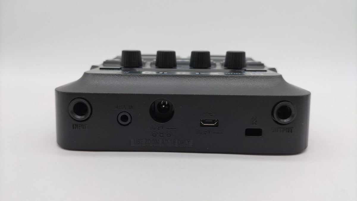 ZOOM Multi-Effects G1 FOUR