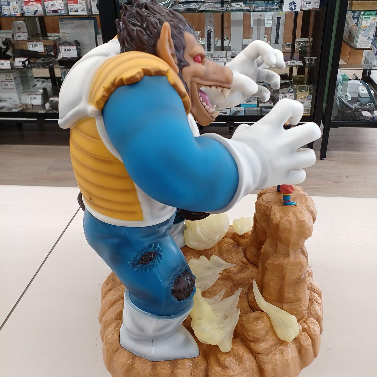 Bandai Dragon Ball Figure Prize A: Great Ape Vegeta VS Son Goku
