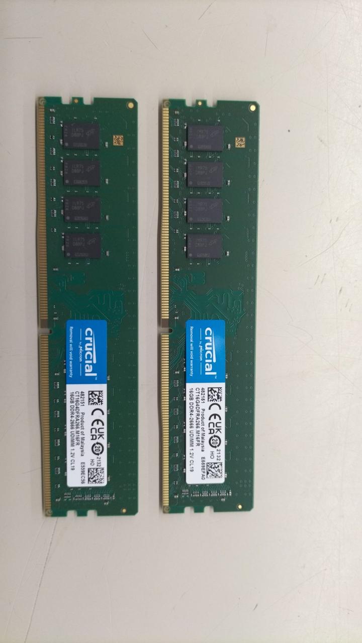 CRUCIAL DDR4 Memory CT16G4DFRA266. M16FR