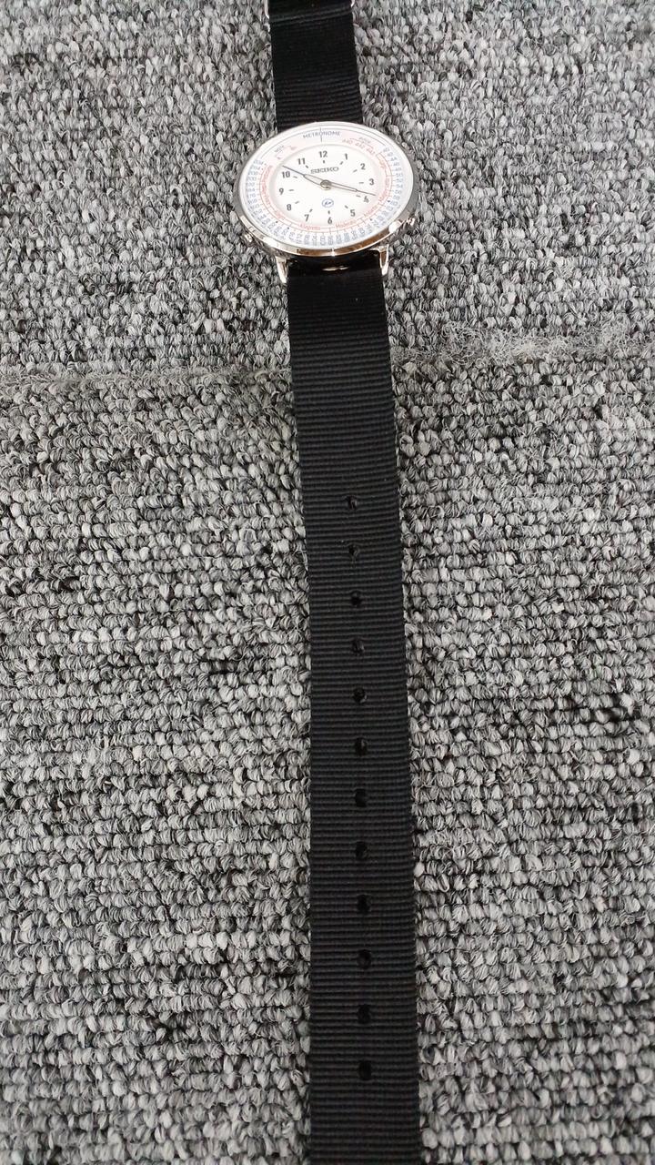 SEIKO FRAGMENT METRONOME Quartz PA50-00B0