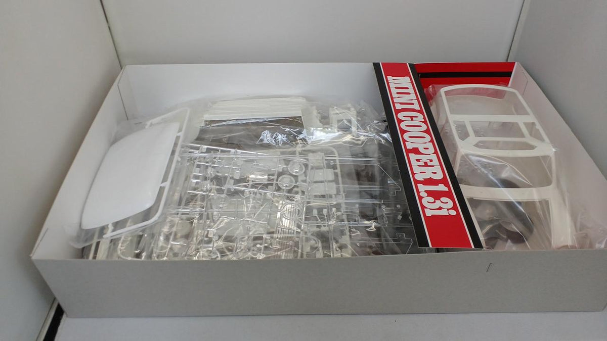 TAMIYA Plastic Model Mini Cooper 1.3I