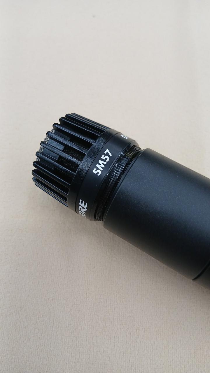 SHURE Dynamic Microphone SM57