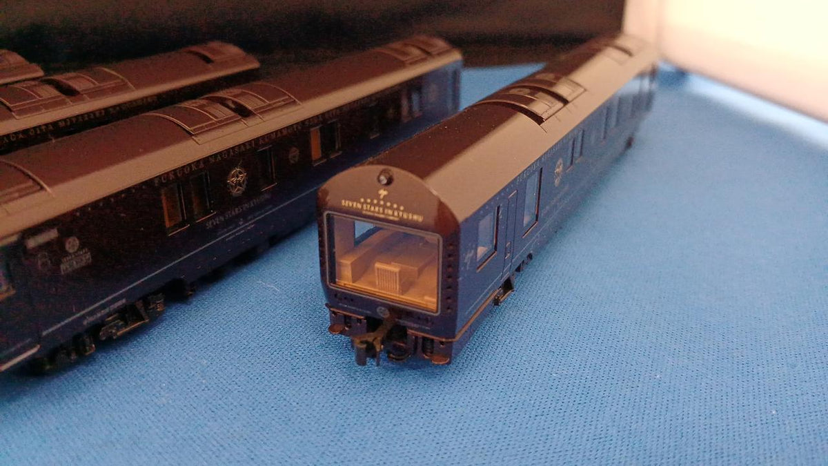 KATO Cruise Train Nanatsuboshi IN Kyushu 10-2168