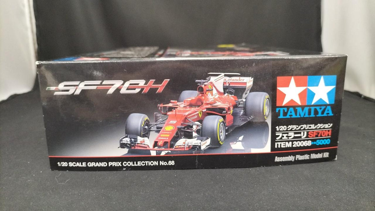 TAMIYA Ferrari SF70H 1/20