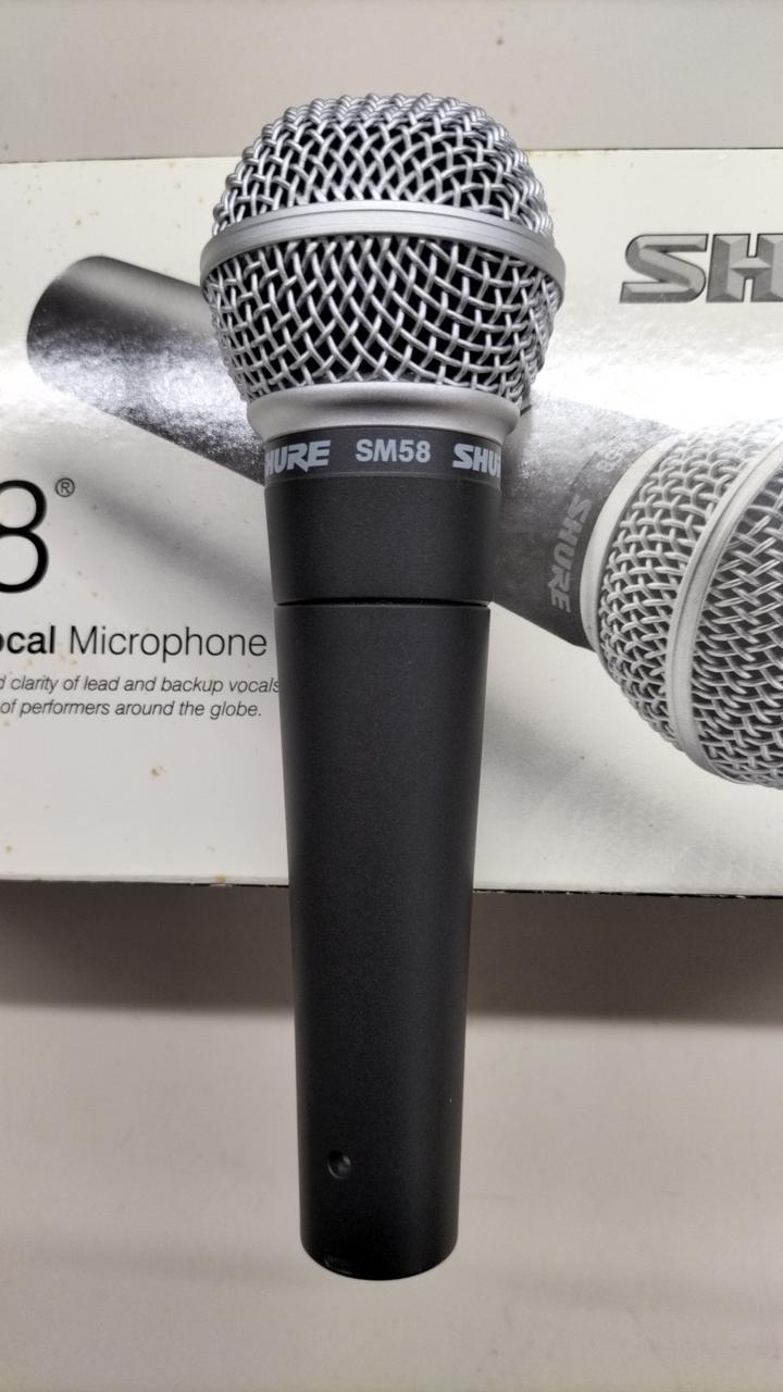 SHURE Dynamic Microphone SM58