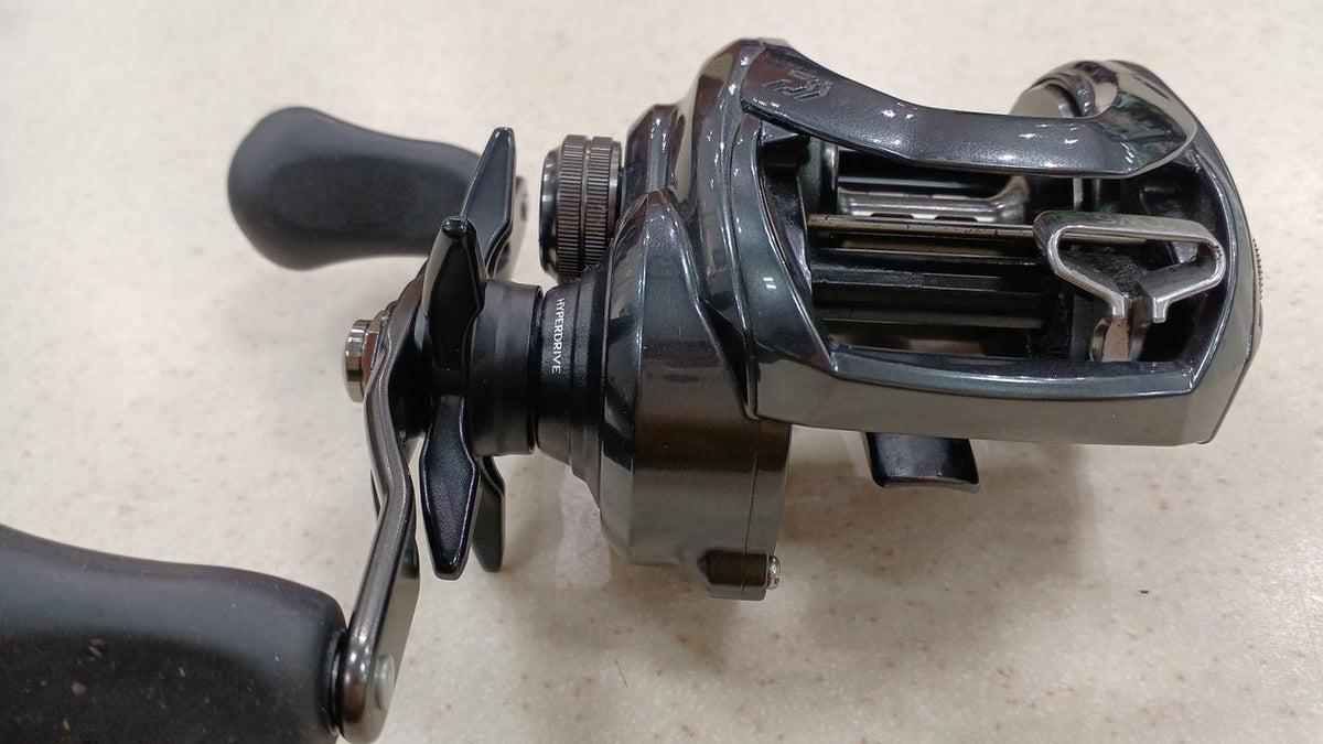 DAIWA Baitcasting Reel TATULA TW400XH