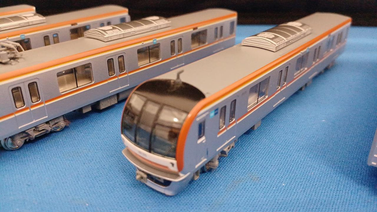 KATO Tokyo Metro Yurakucho Line Fukutoshin Line 10000 Series Basic + Add-on B Set 10-1259/10-1261