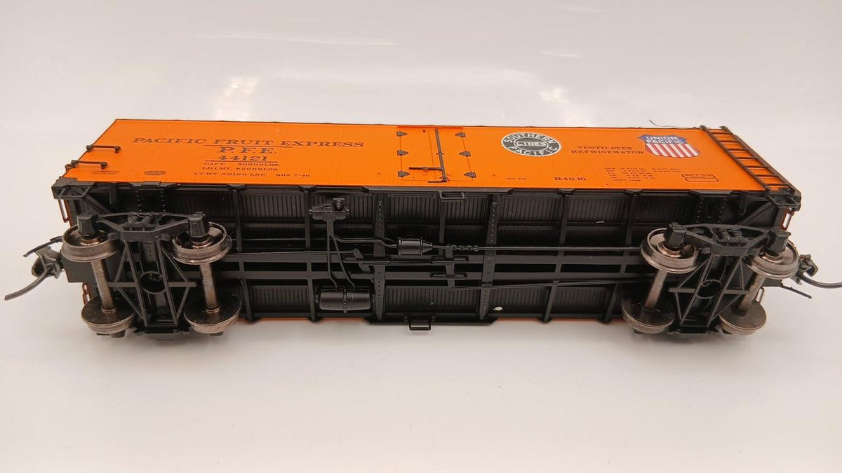 INTER MOUNTAIN HO Gauge PACIFIC FRUIT EXPRESS 44121