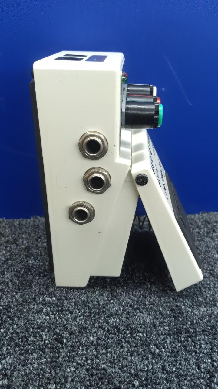 BOSS LINE SELECTOR LS-2