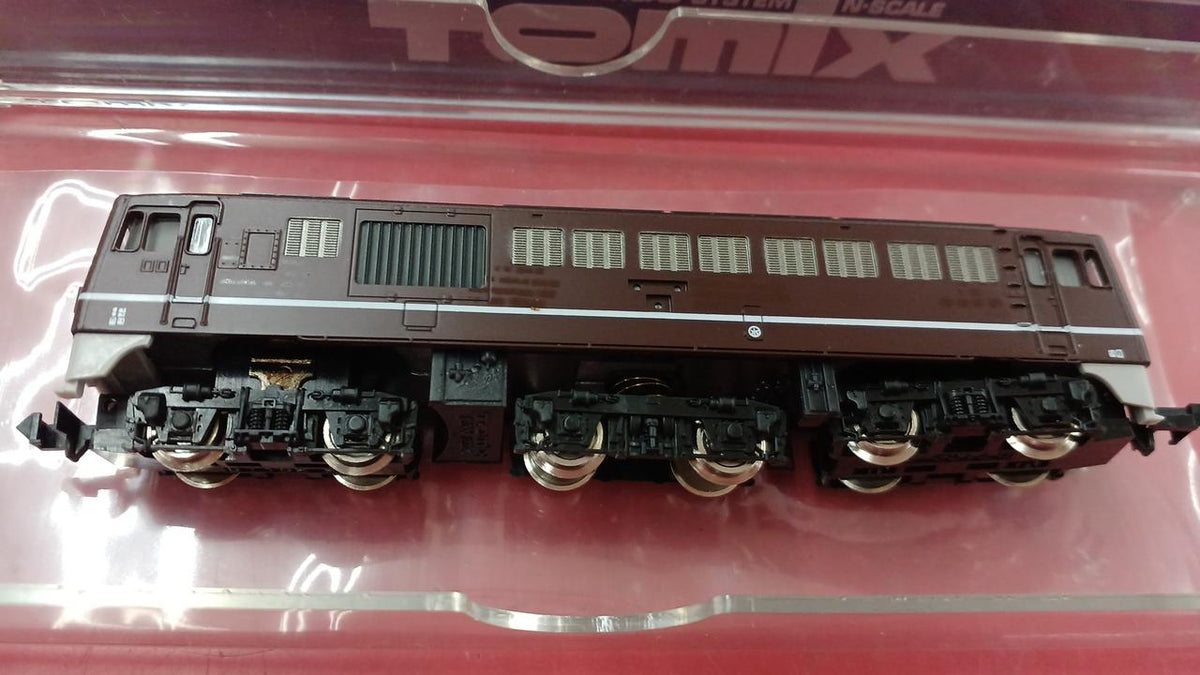 TOMIX N Gauge JNR DF50 Class Diesel Locomotive Brown