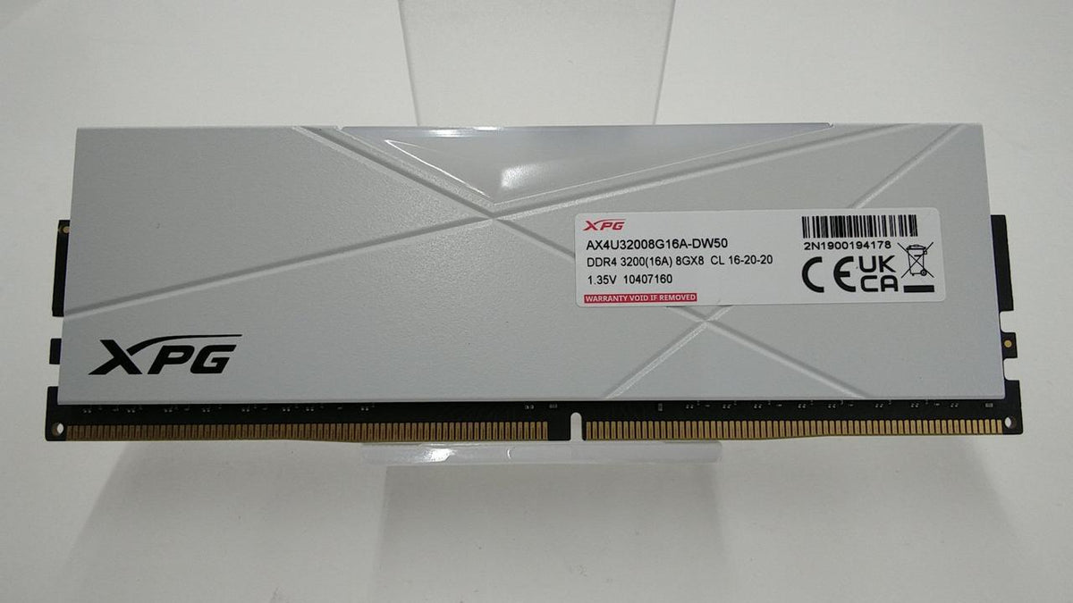 XPG DDR4 8GB AX4U32008G16A-DW50