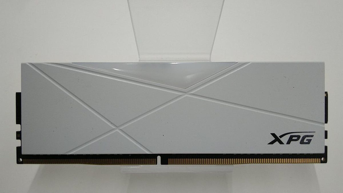 XPG DDR4 8GB AX4U32008G16A-DW50