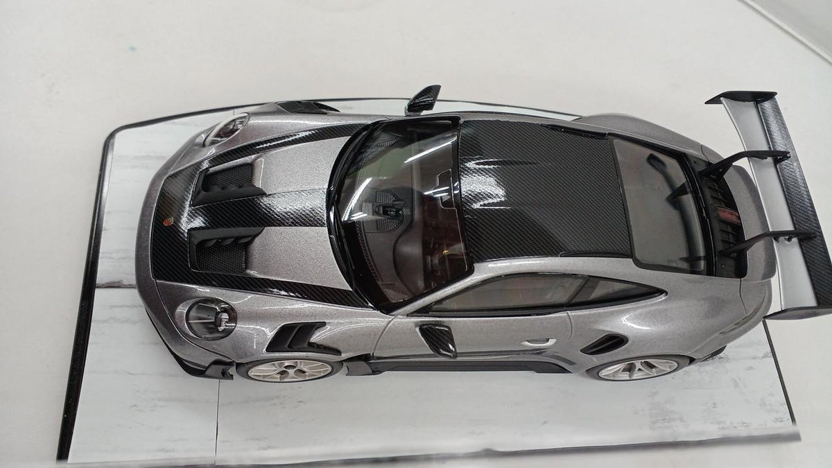 Tamiya Porsche 911 GT3 RS "Pre-painted Plastic Model"