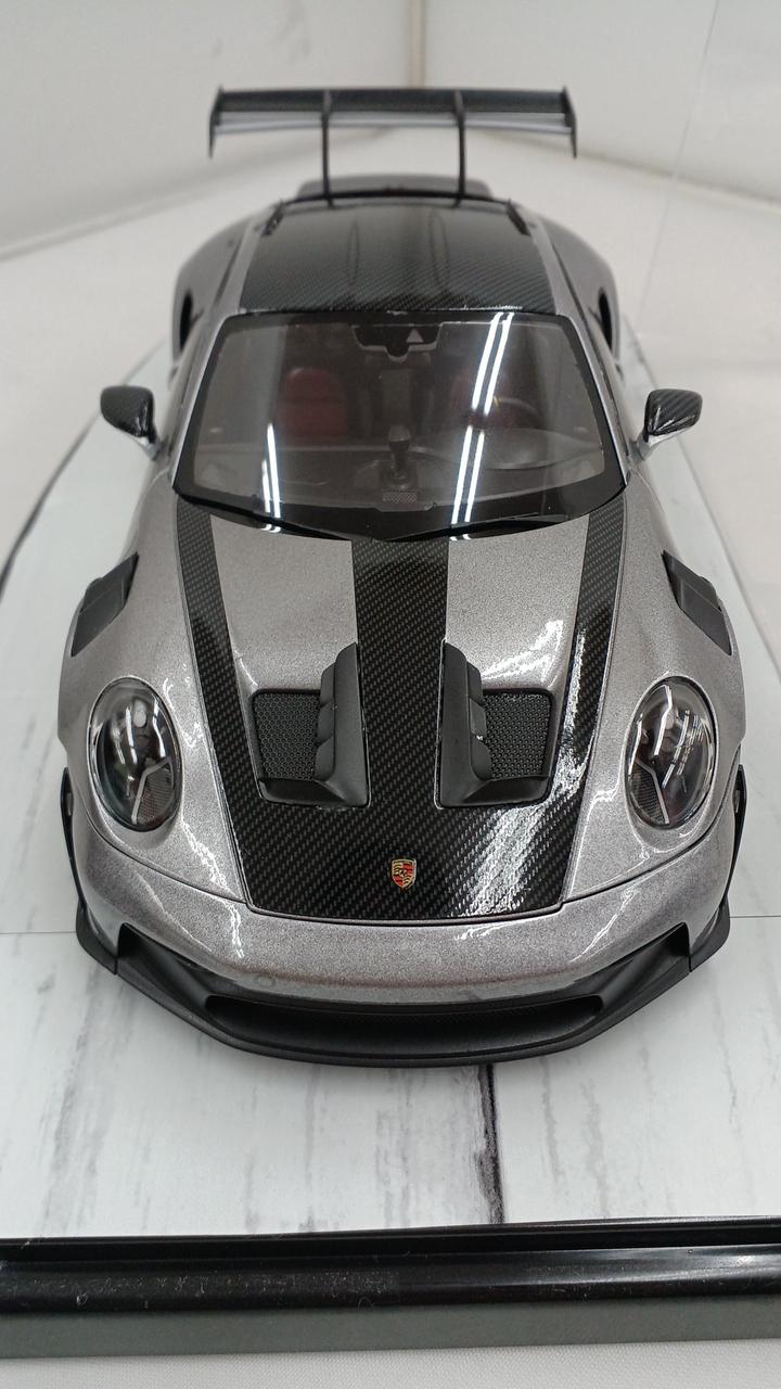 Tamiya Porsche 911 GT3 RS "Pre-painted Plastic Model"