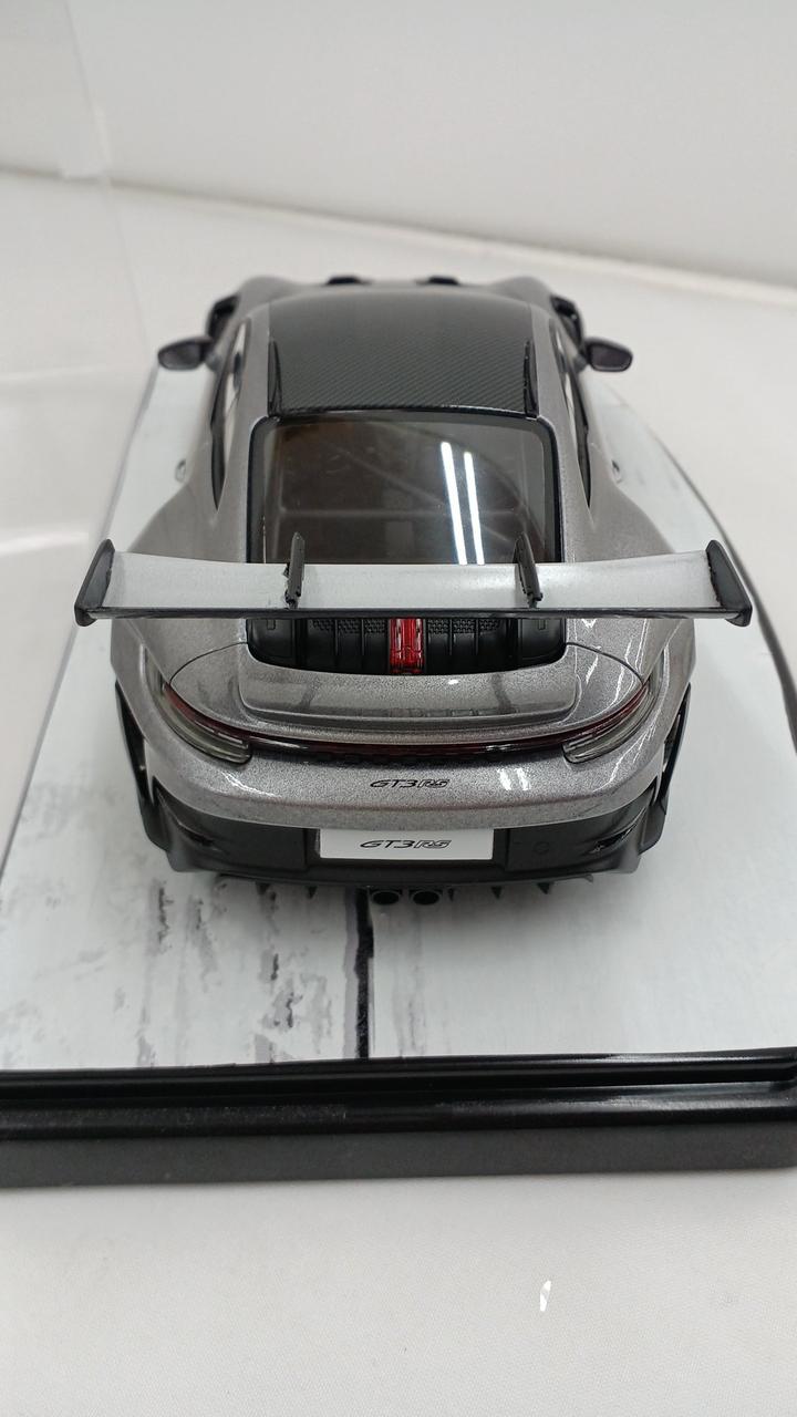 Tamiya Porsche 911 GT3 RS "Pre-painted Plastic Model"