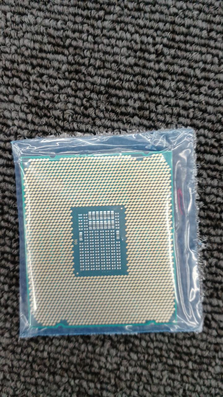 INTEL CPU XEON W-2265 SRGSQ
