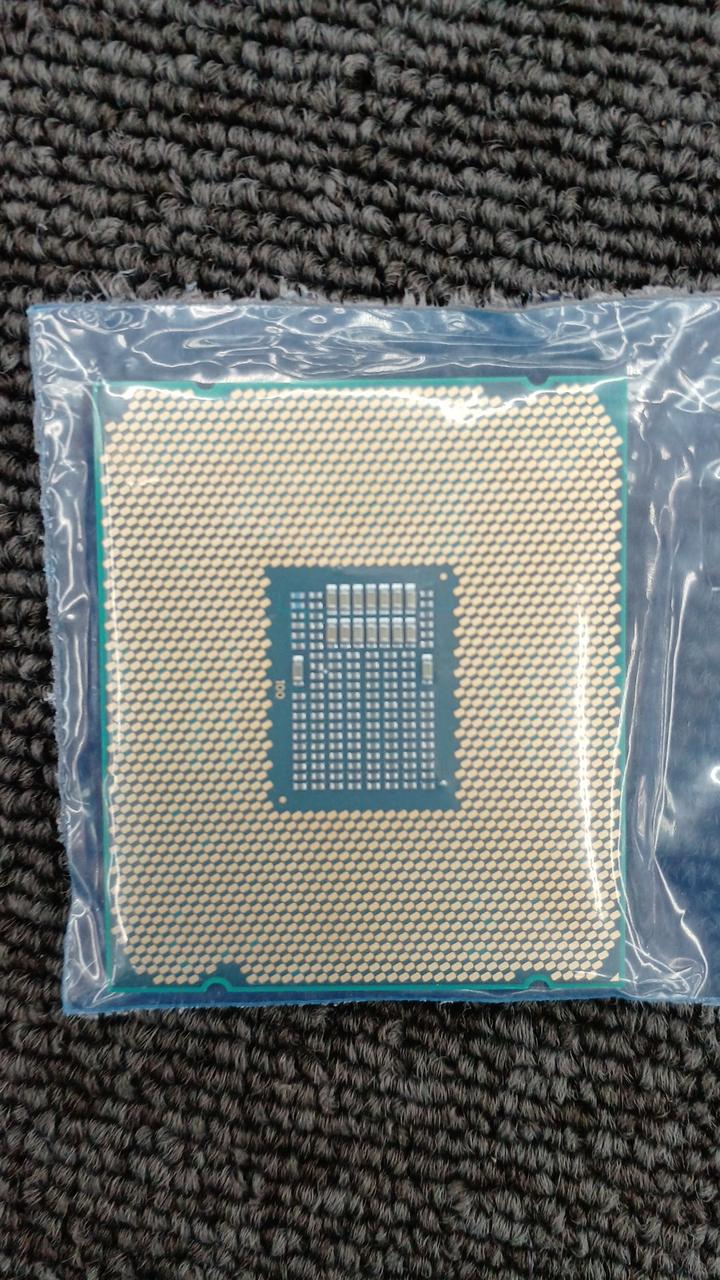 INTEL CPU XEON W-2265 SRGSQ