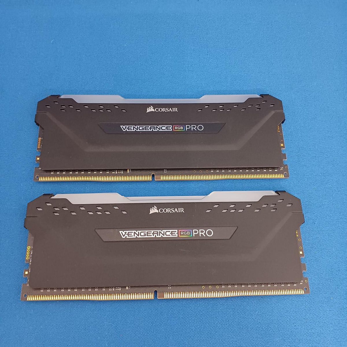 CORSAIR Memory: DDR4 8GB×2/CMW16GX4M2C320 CMW16GX4M2C3200C16W
