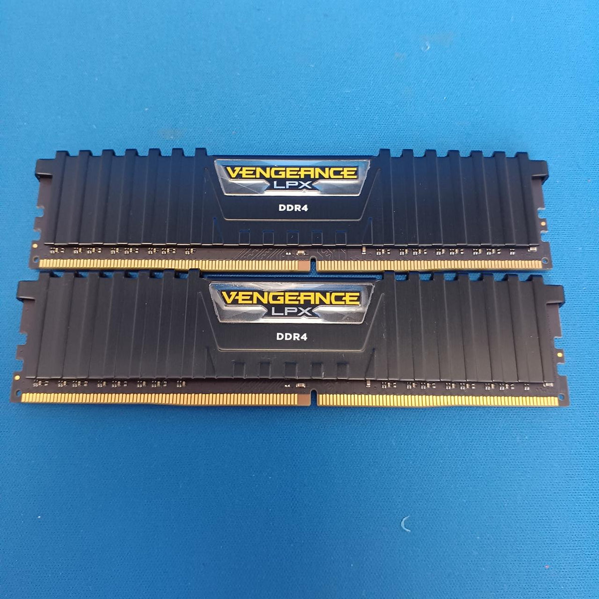 CORSAIR DDR4 RAM/CMK16GX4M2A2666C16 CMK16GX4M2A2666C16