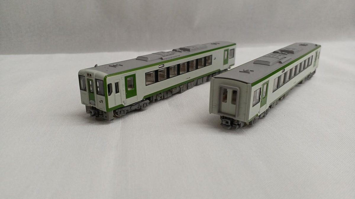 KATO N Gauge KiHa 111-100 + KiHa 112-100 2-Car Basic Set