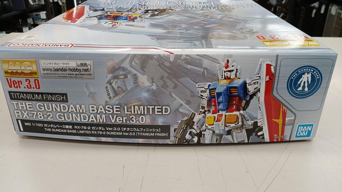 BANDAI Gunpla 1/100 RX-78-2 Gundam VER.3.0 Titanium - Banzai Thrifting | BanzaiHobby