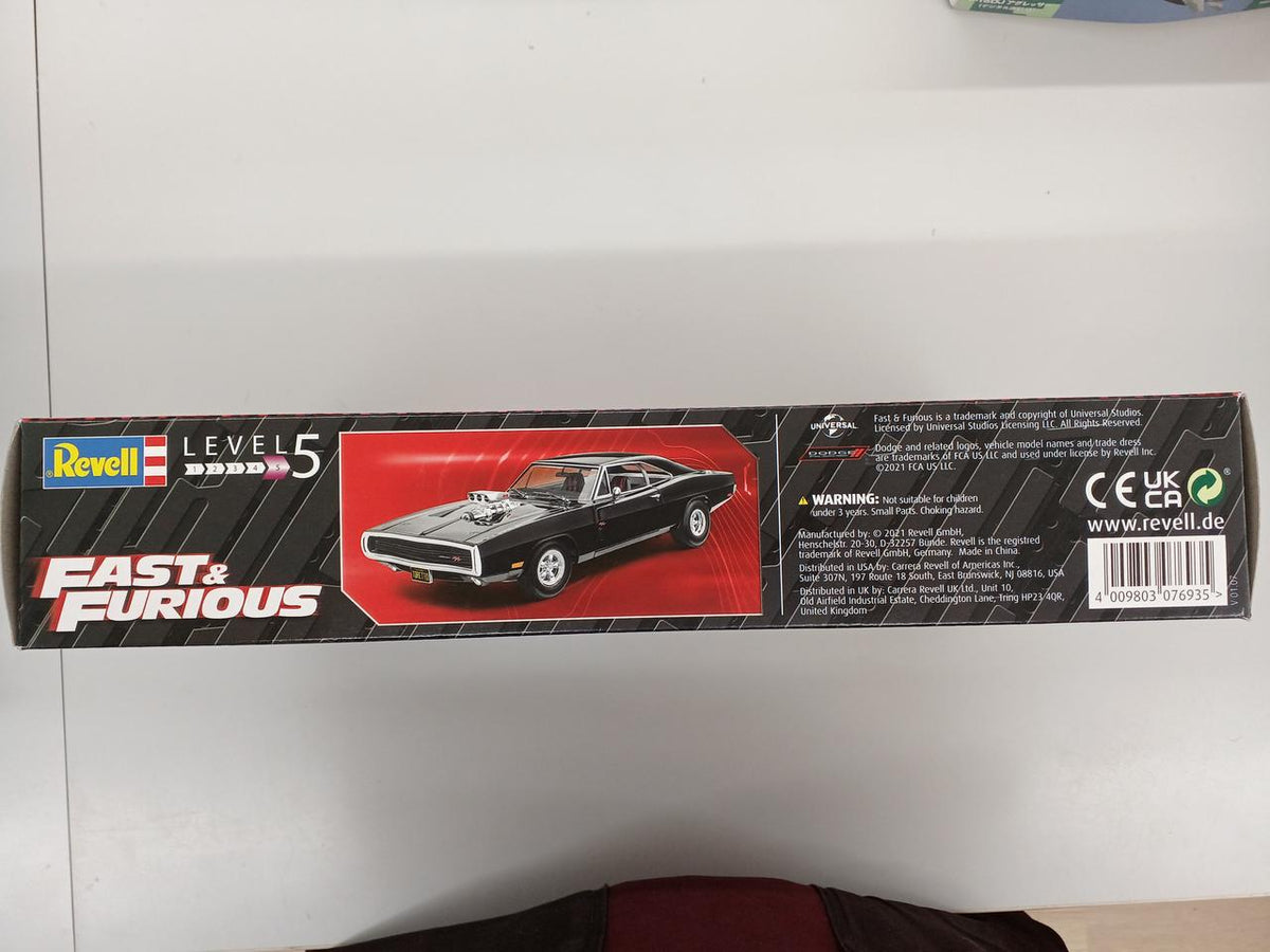 REVELL 1/25 Scale Plastic Model Dodge Charger "Dominic" "FAST & FURIO" - Banzai Thrifting | BanzaiHobby