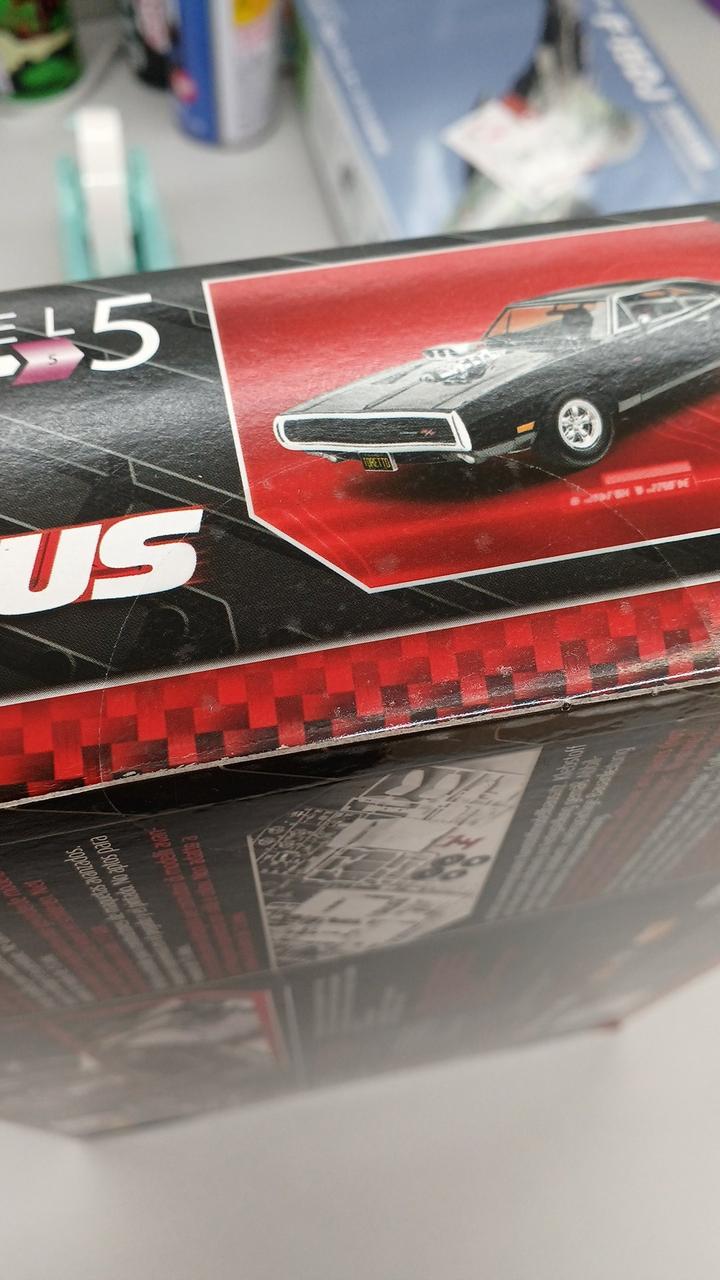 REVELL 1/25 Scale Plastic Model Dodge Charger "Dominic" "FAST & FURIO" - Banzai Thrifting | BanzaiHobby