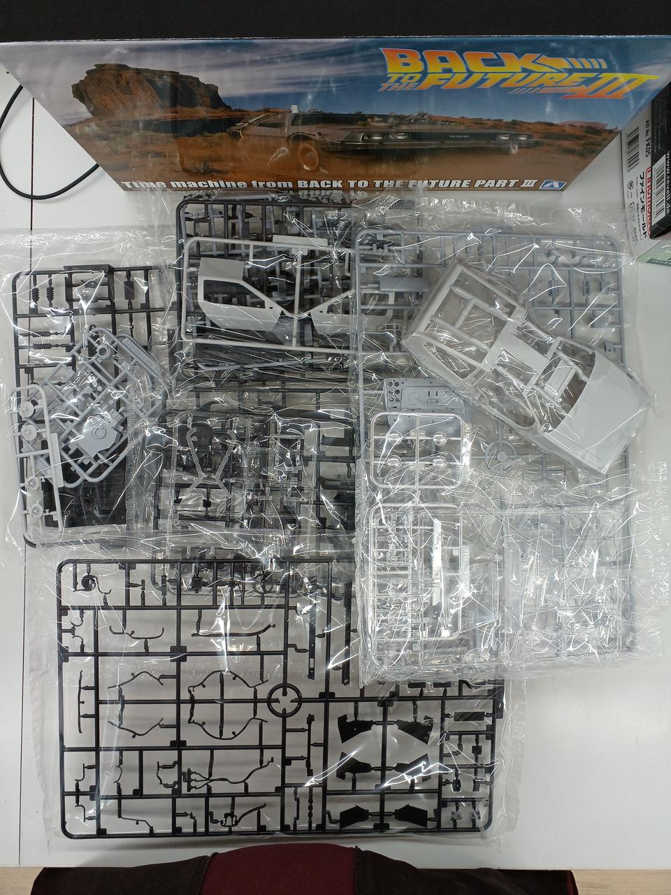 Aoshima 1/24 Scale Plastic Model Time Machine 'Back to the Future PART III' - Banzai Thrifting | BanzaiHobby