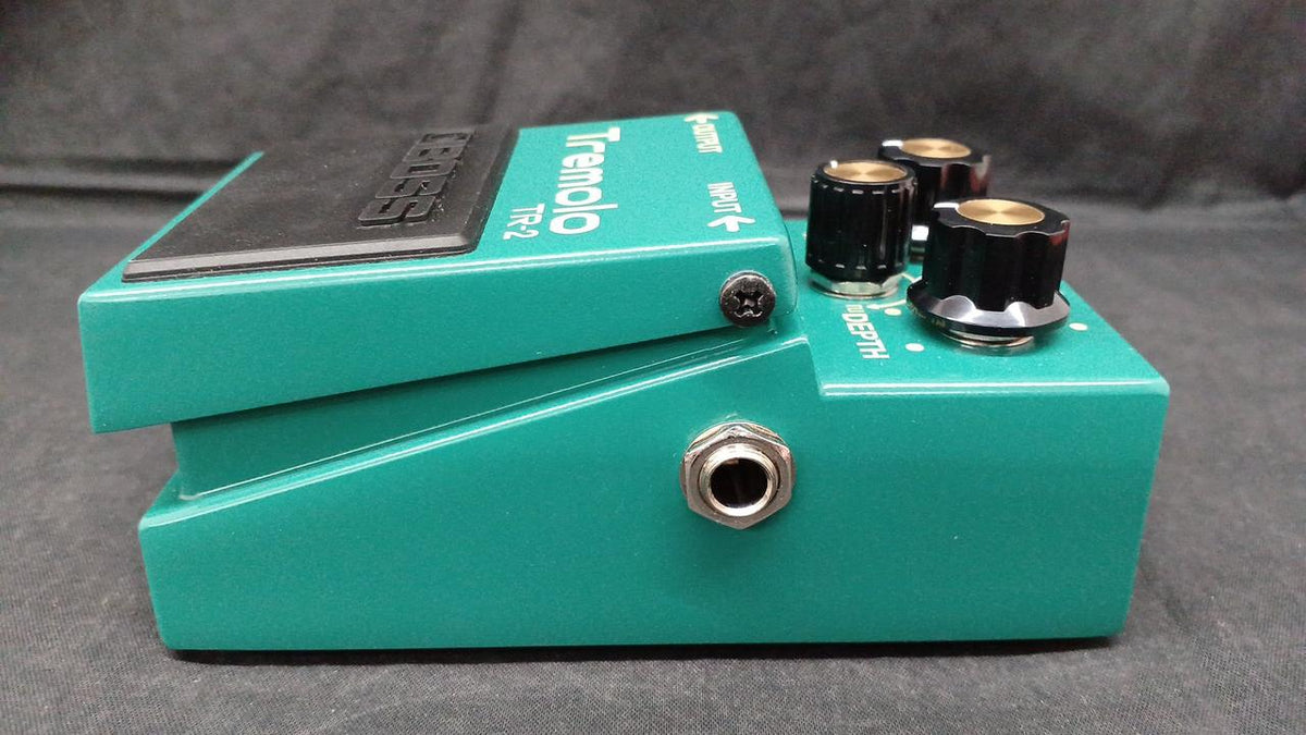 BOSS TR-2 Effects Pedal - Banzai Thrifting | BanzaiHobby