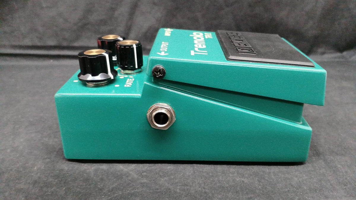 BOSS TR-2 Effects Pedal - Banzai Thrifting | BanzaiHobby