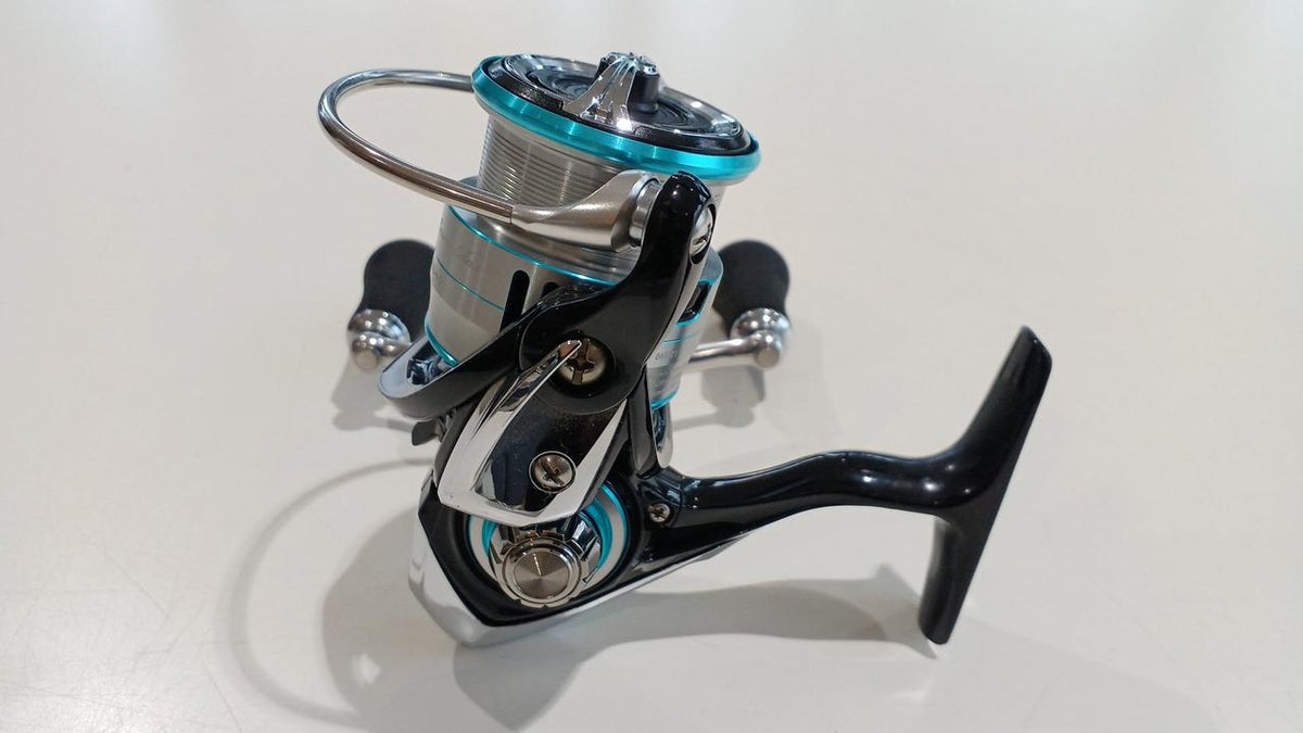 DAIWA Spinning Reel 19EMERALDAS LT2500S-H-DH - Banzai Thrifting | BanzaiHobby